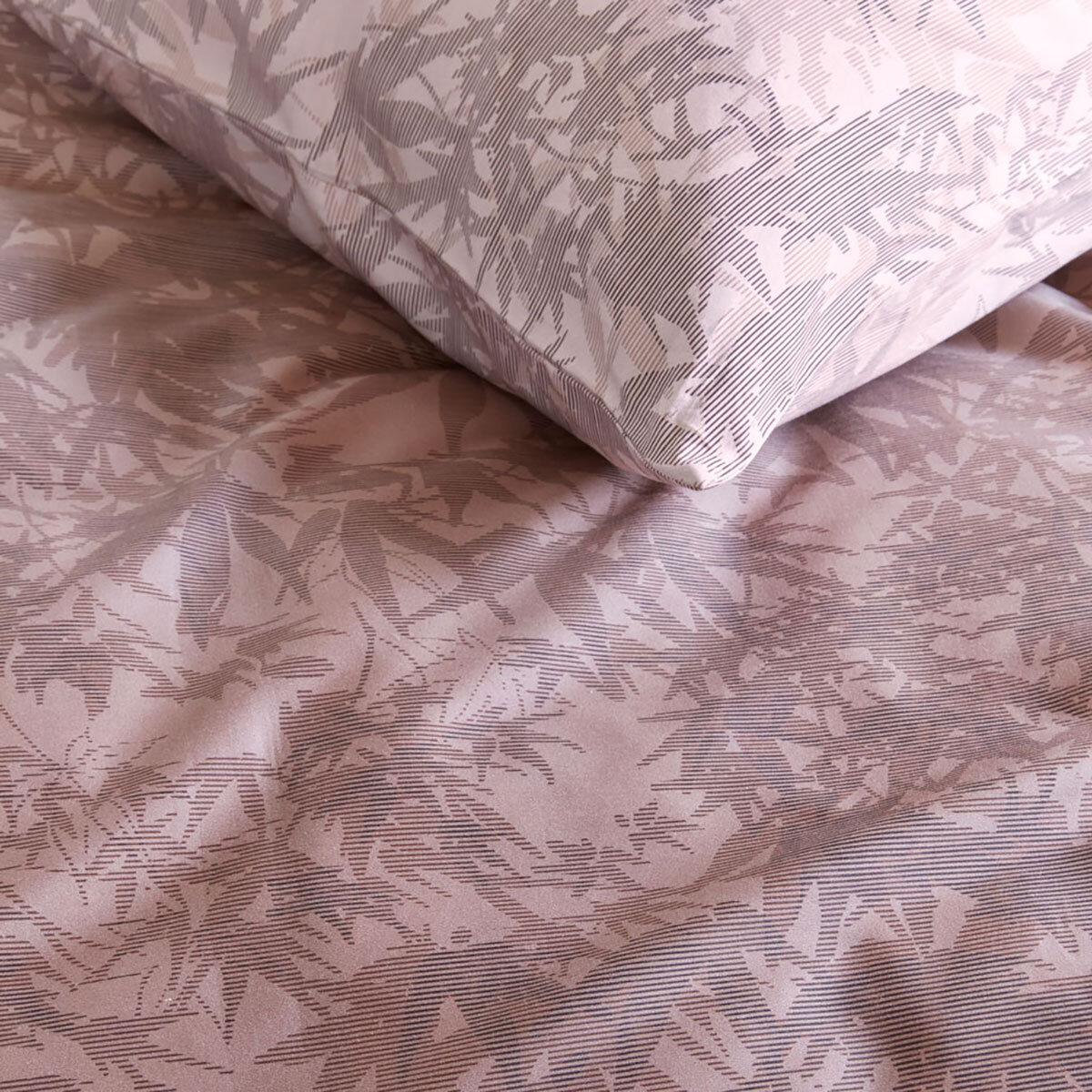 Bedding House Ellen Mauve Duvet Set in 3 Sizes
