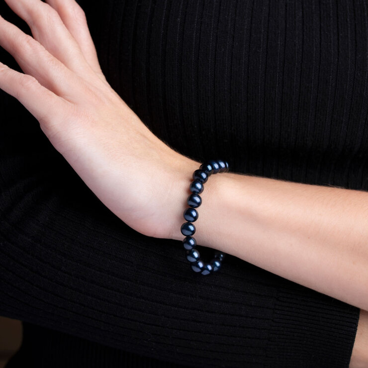 7.5-8mm Cultured Freshwater Black Pearl Bolo Bracelet, 18ct Yellow Gold 7.5-8mm Cultured Freshwater Black Pearl Bolo Bracelet, 18ct Yellow Gold