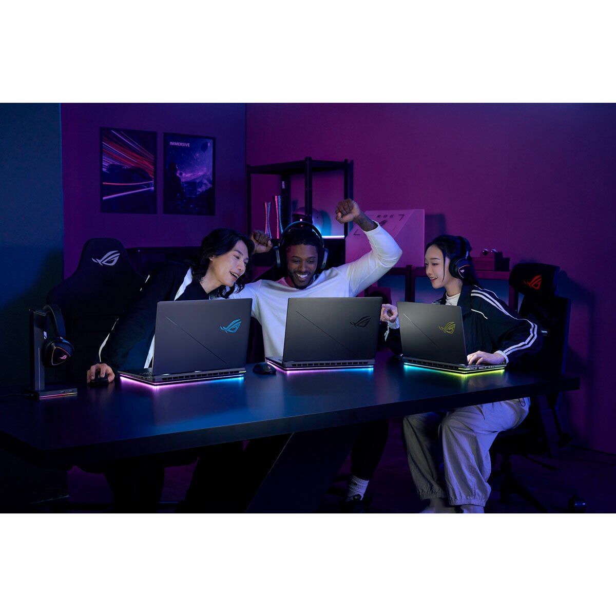 ASUS ROG Strix G18, Intel Core Ultra 9, 32GB RAM, 2TB SSD, NVIDIA GeForce RTX 5080, 18 Inch Gaming Laptop, G815LW-S9005W