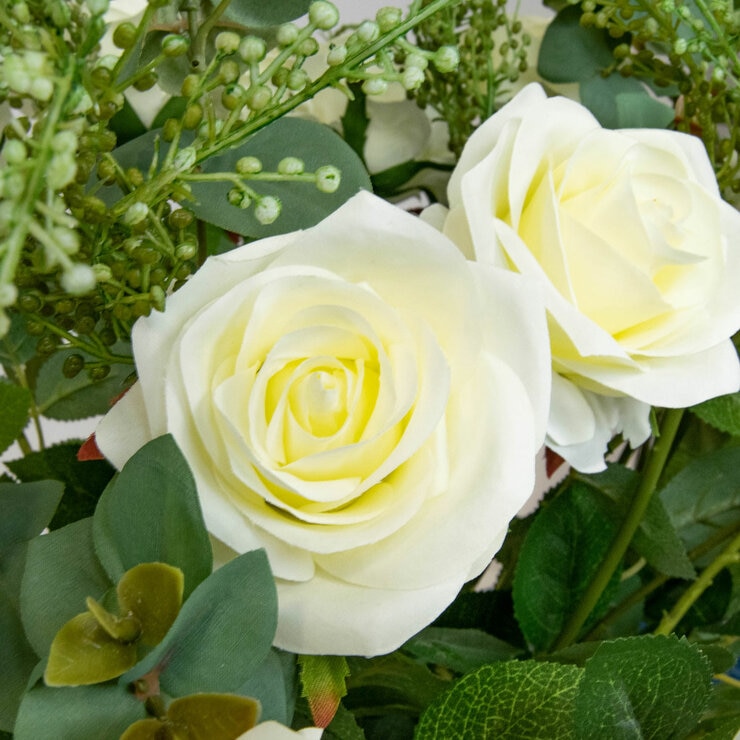 Rose in Vase White - Flower Close Up