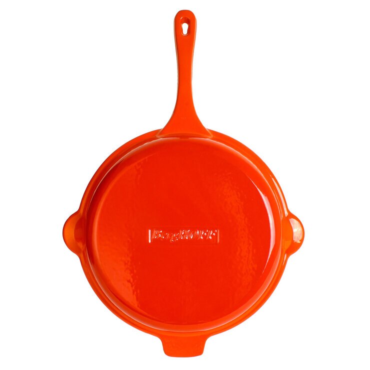Bottom of pan Bottom of pan