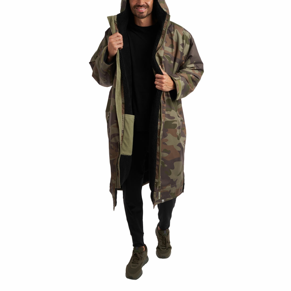 Glacier Unisex Outdoor Robe in Camo