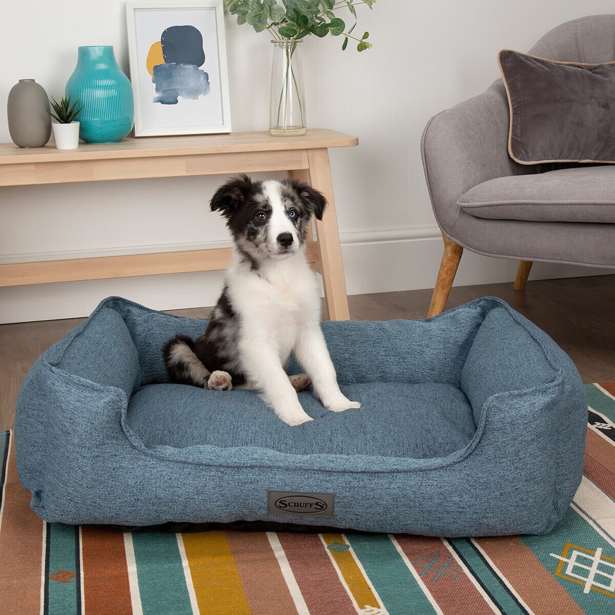 Scruffs® Manhattan Medium Box Pet Bed in Blue, 60cm x 50cm