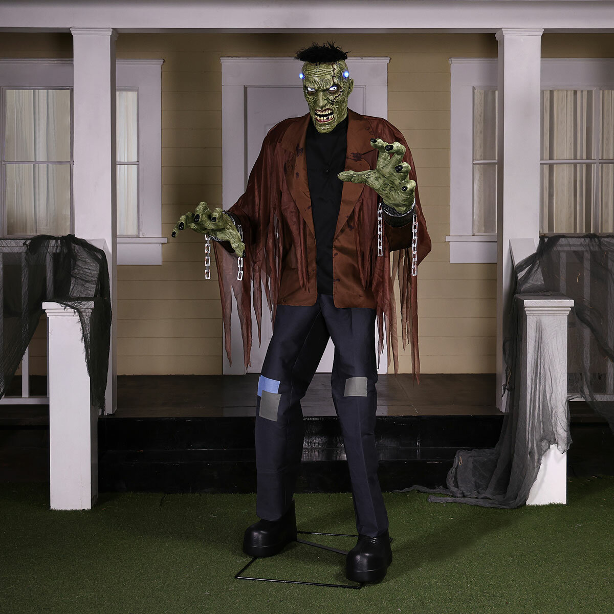 7.5 foot animated monster halloween decoration