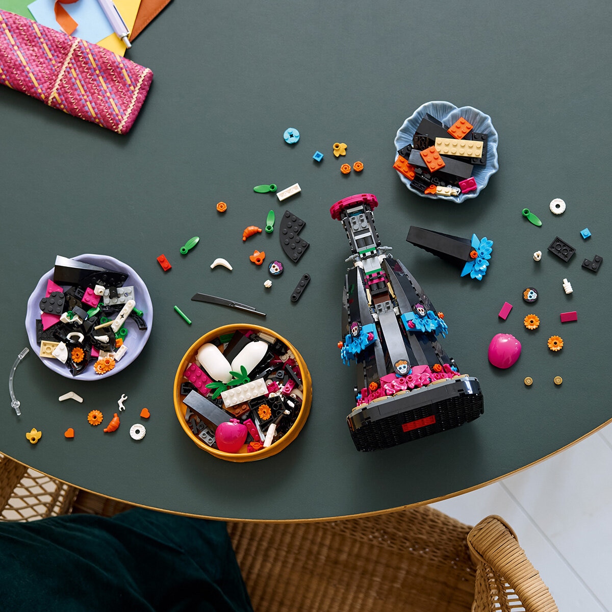 LEGO Ideas La Catrina - Day of the Dead - Model 21372 (18+ Years) LEGO Ideas La Catrina - Day of the Dead - Model 21372 (18+ Years)