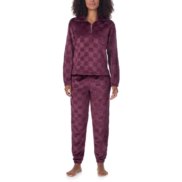 Jane & Bleecker Plush Lounge Set in Burgundy Jane & Bleecker Plush Lounge Set in Burgundy