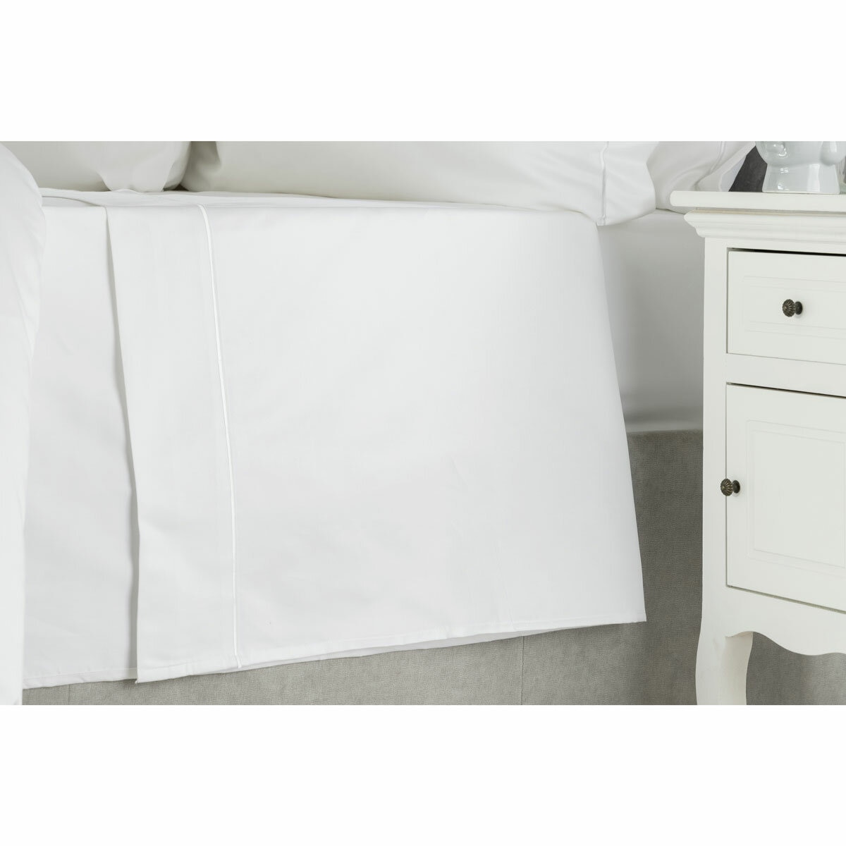 Belledorm Egyptian Cotton 1000 Thread Count White Flat Sheet, in 2 Sizes