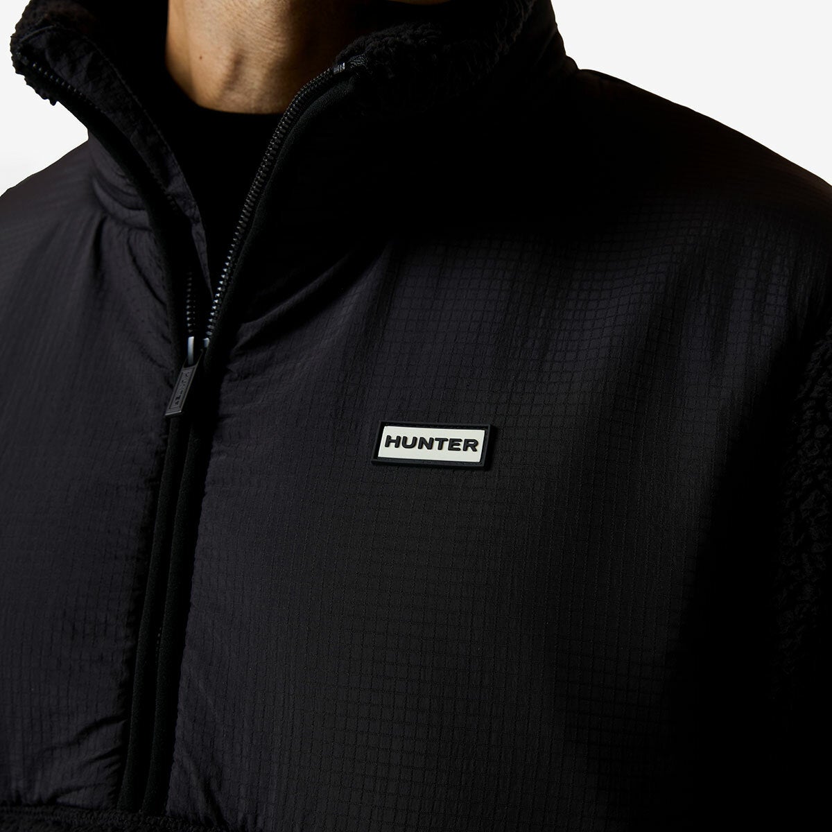 Hunter Men's 1/2 Zip Fleece in Black
