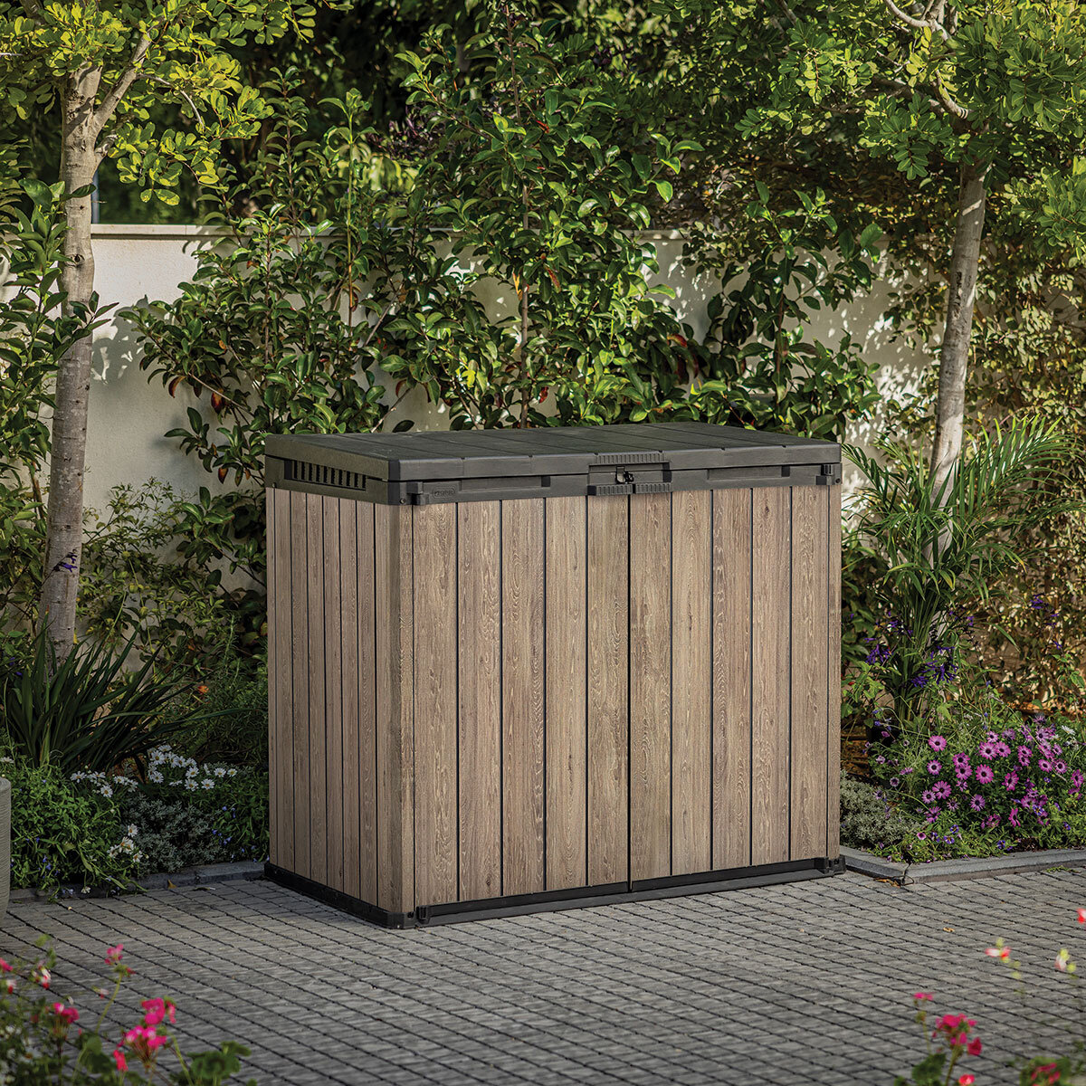 Keter Ashwood Signature 4ft 7" x 2ft 8" (1.4 x 0.82m) 1,150 Litre Horizontal Storage Shed
