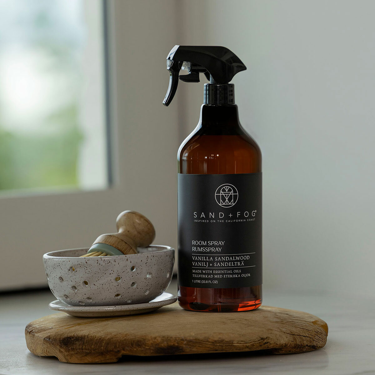 Sand & Fog Room Spray, 1 litre in 2 Fragrances Sand & Fog Room Spray, 1 litre in 2 Fragrances