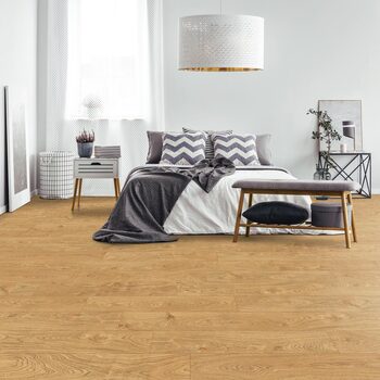 Golden Select Toasted Honey (Oak) Splash Shield AC5 Laminate Flooring with Foam Underlay - 1.146 m² Per Pack