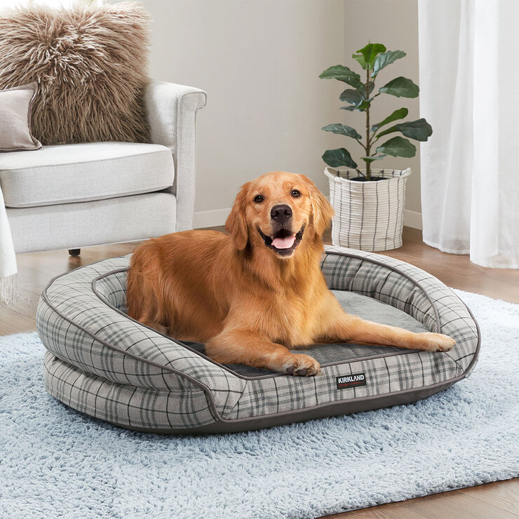 Image of dog bed without dog Image of dog bed without dog