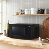 Panasonic 20L Solo Microwave Lifestyle Image