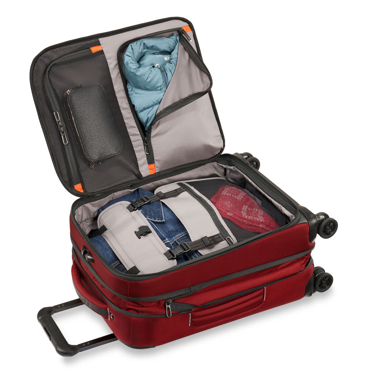 Briggs & Riley ZDX Small Expandable Spinner In Brick