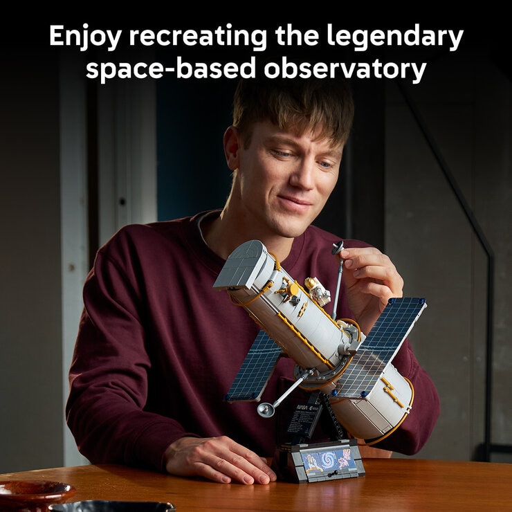 LEGO Icons NASA Space Hubble Telescope - Model 11382 (18+ Years) LEGO Icons NASA Space Hubble Telescope - Model 11382 (18+ Years)
