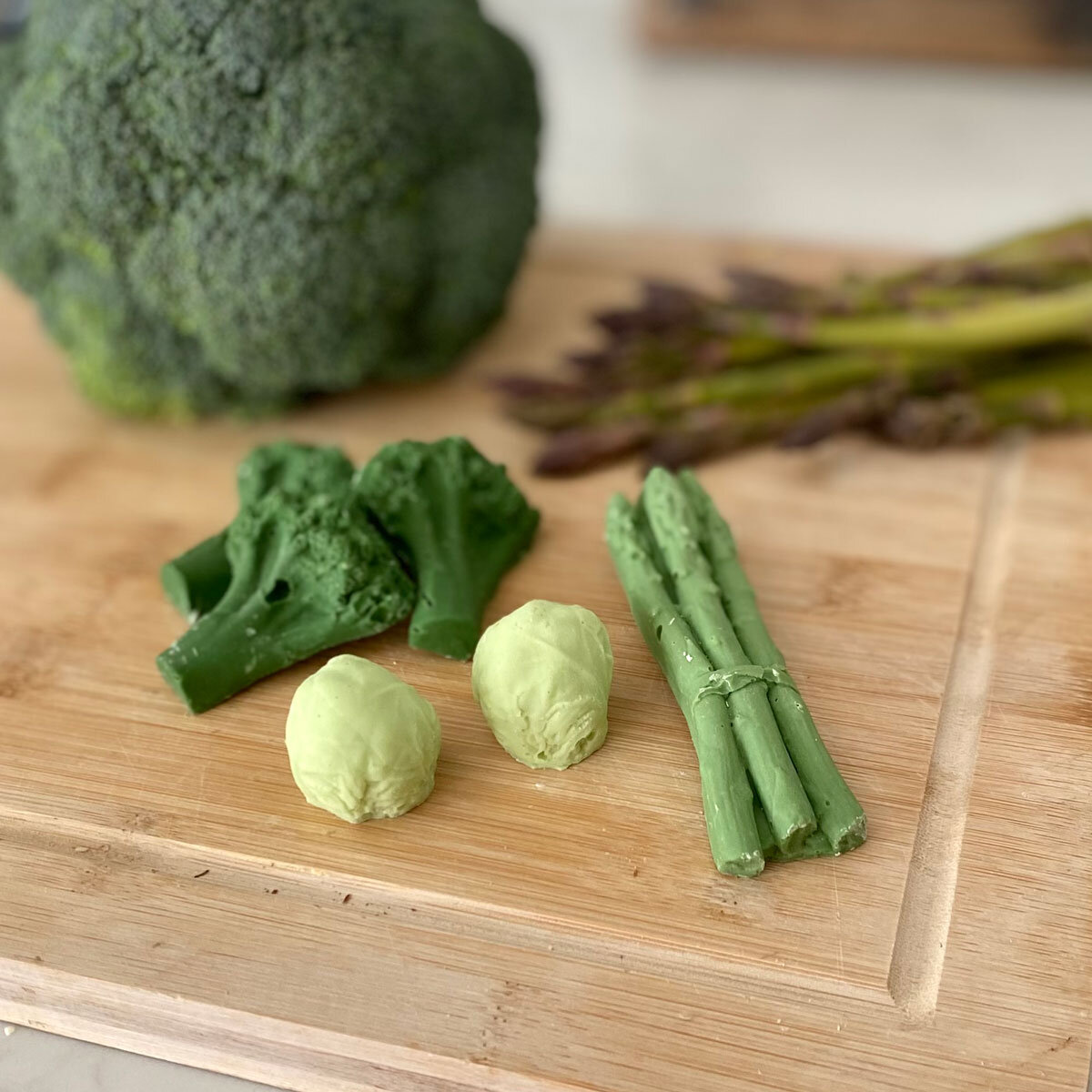 Choc on Choc Chocolate Greens 130g and 5 A Day Chocolate Vegetables, 100g