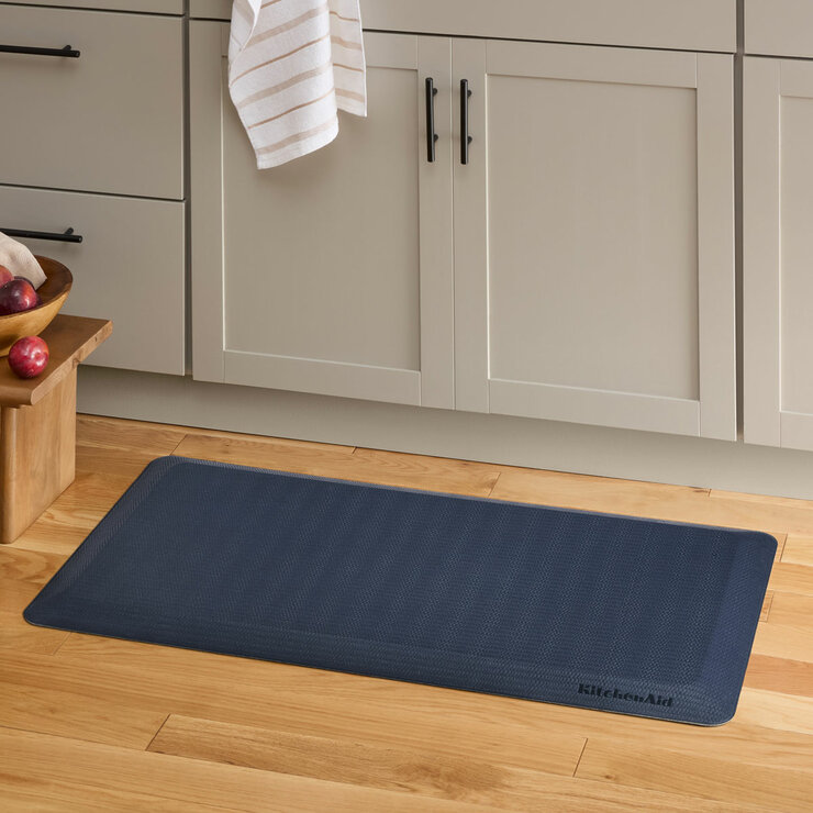 KitchenAid Anti-Fatigue Comfort Gel Mat in 2 Colours, 50 x 99 cm KitchenAid Anti-Fatigue Comfort Gel Mat in 2 Colours, 50 x 99 cm