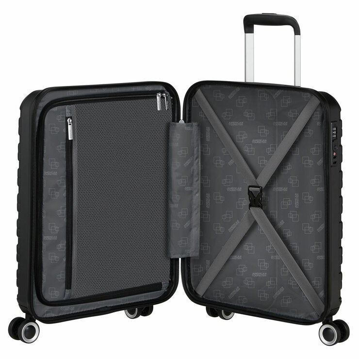 American Tourister 3pc Luggage Set Spinner Case In Black American Tourister 3pc Luggage Set Spinner Case In Black