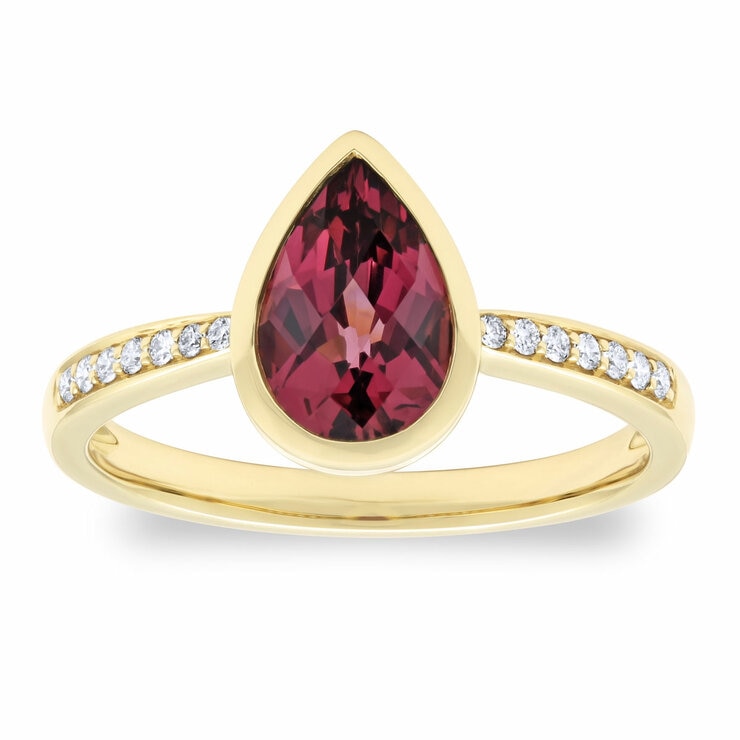 Pear Cut Garnet & 0.09ctw Diamond Ring, 18ct Yellow Gold Pear Cut Garnet & 0.09ctw Diamond Ring, 18ct Yellow Gold