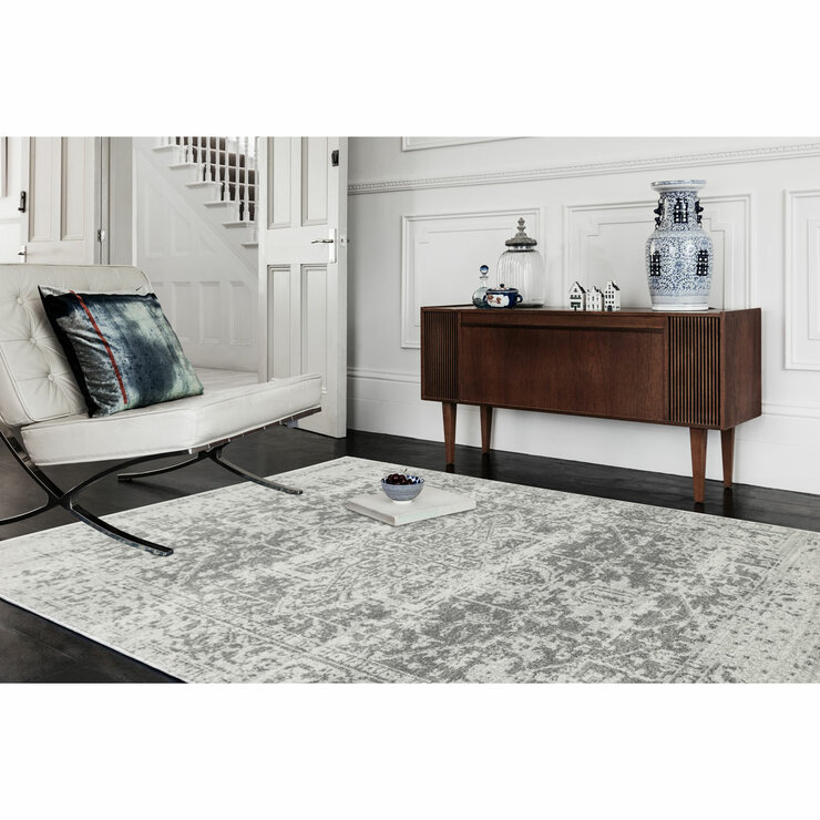 Close up photo of Nova grey Rug