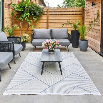 Concept Looms Jazz Blue Geo Indoor Oudoor Rug, in 2 Sizes