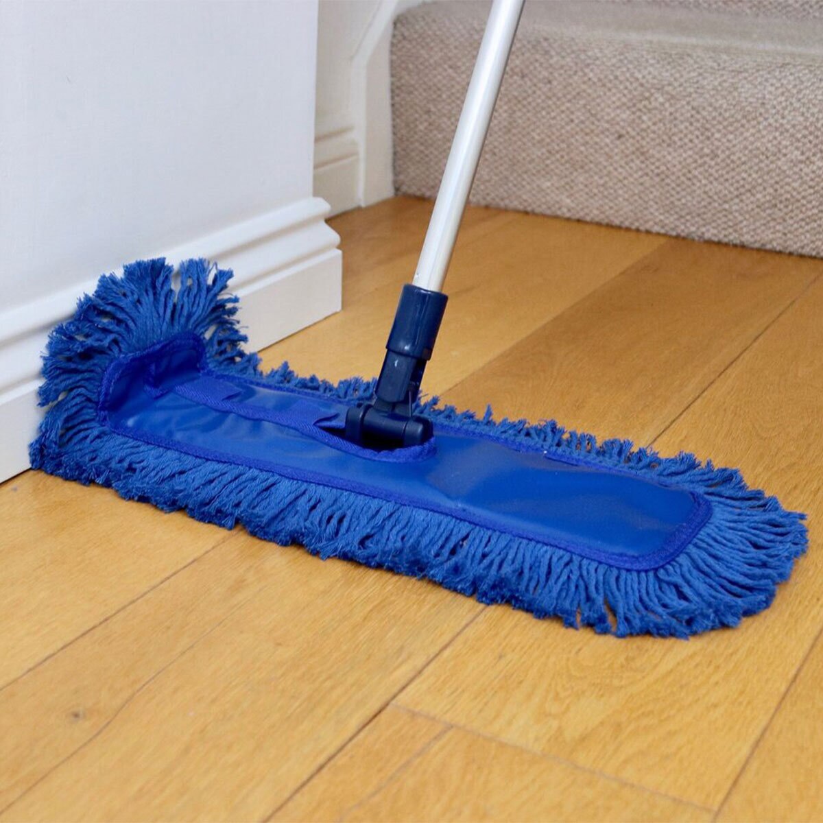 Home Valet Waxed Floor Duster with Extendable Pole