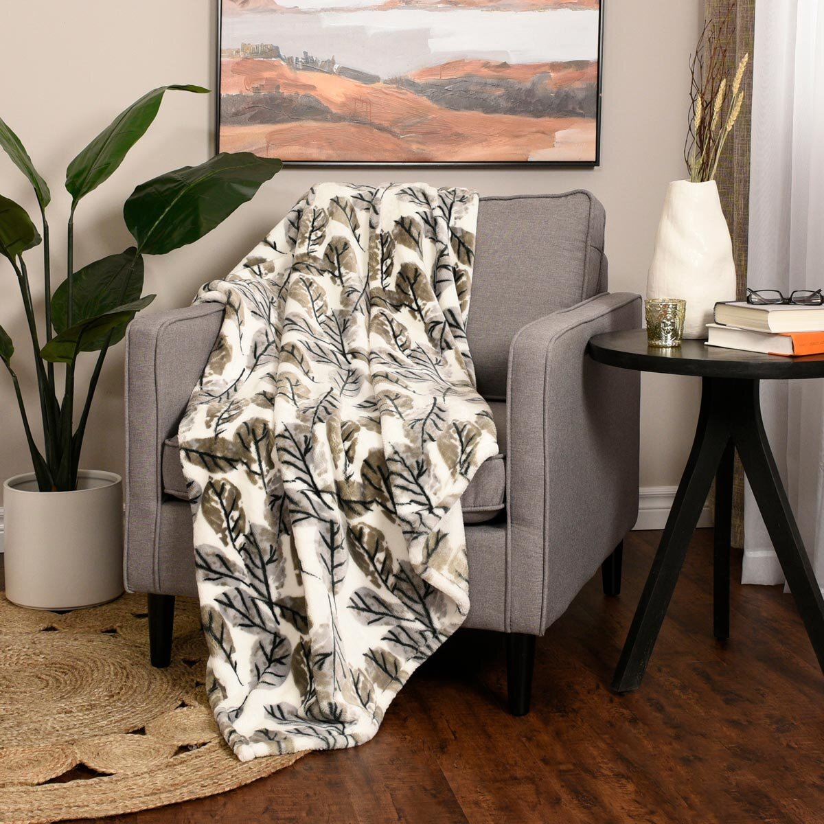 Life Comfort Urban Plush Throw in Taupe Vines, 152 x 177 cm