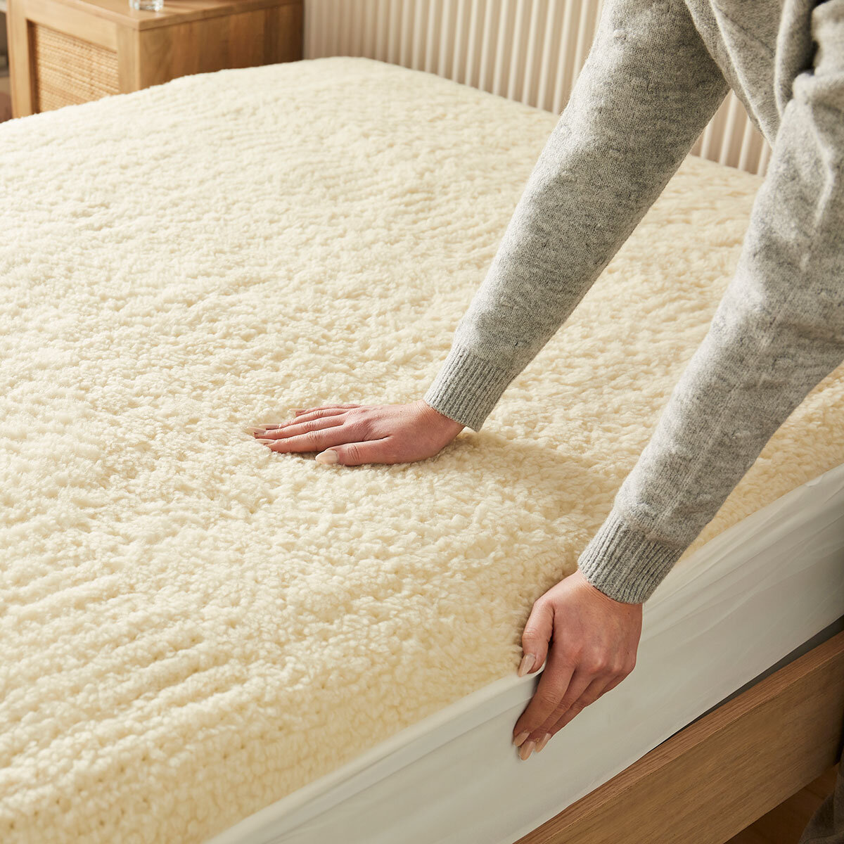 Beurer Komfort Heated Mattress Topper in 4 Sizes Costc