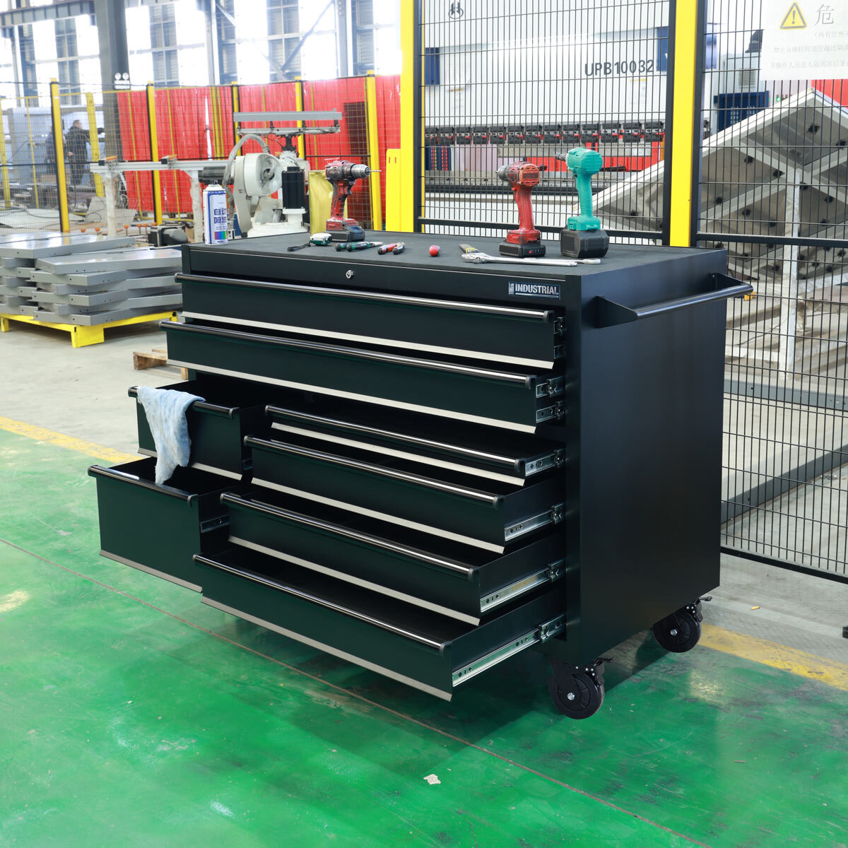 Lifestyle HILKA 55" 8 DRWR TROLLEY TOOL TROLLEY PCC55