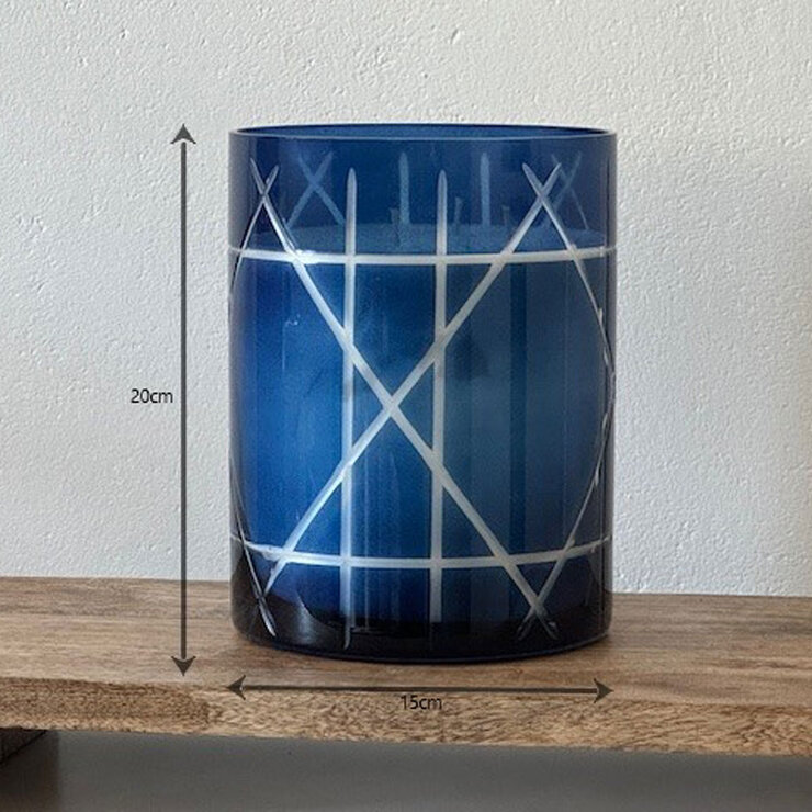 Torc 4 Wick Scented Candle in Ocean Waves Torc 4 Wick Scented Candle in Ocean Waves