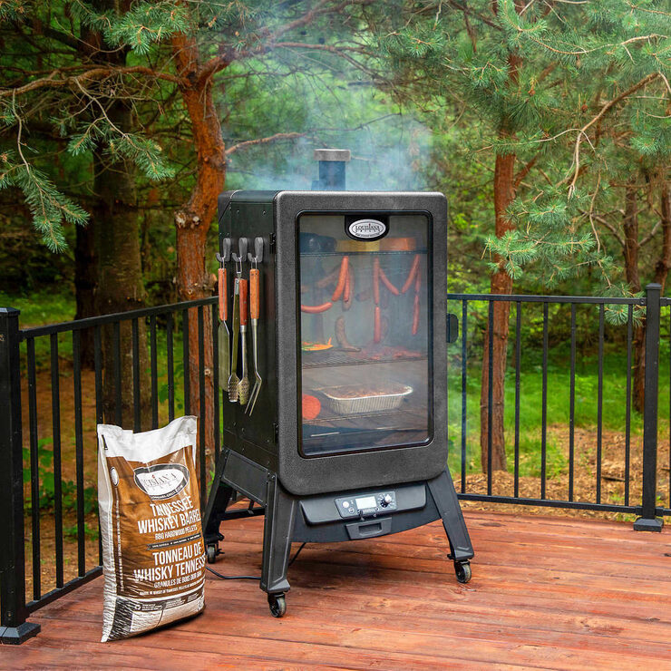 Louisiana Grills 57" (145cm) 7 Series Vertical Wood Pellet Smoker + Cover Costco UK