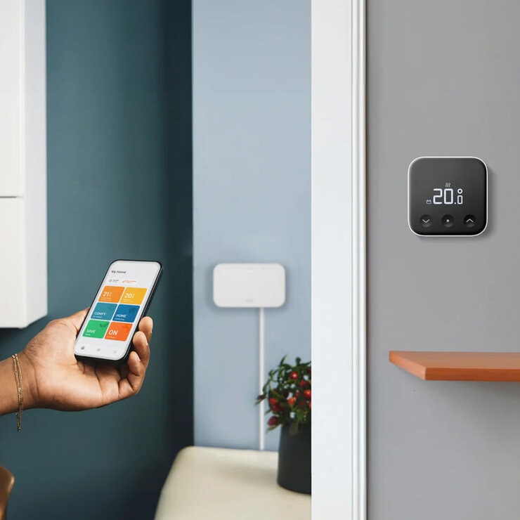 Tado Wireless Smart Thermostat Multi Room Starter Kit & 2x Smart Thermostatic Radiator Valves