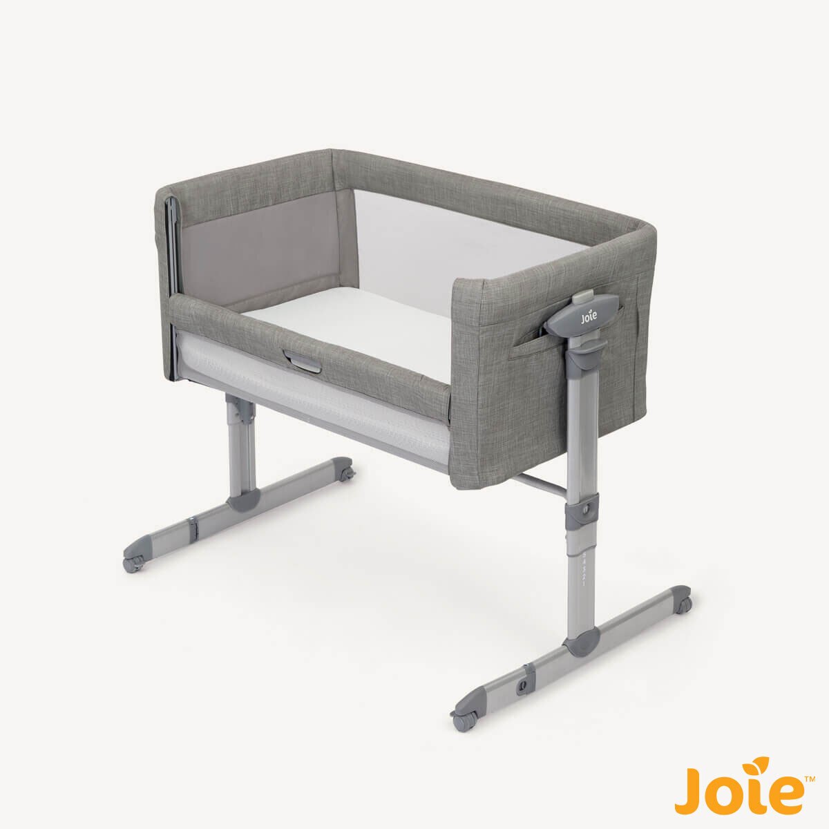 Joie Roomie™ Glide Bedside Crib Costco UK