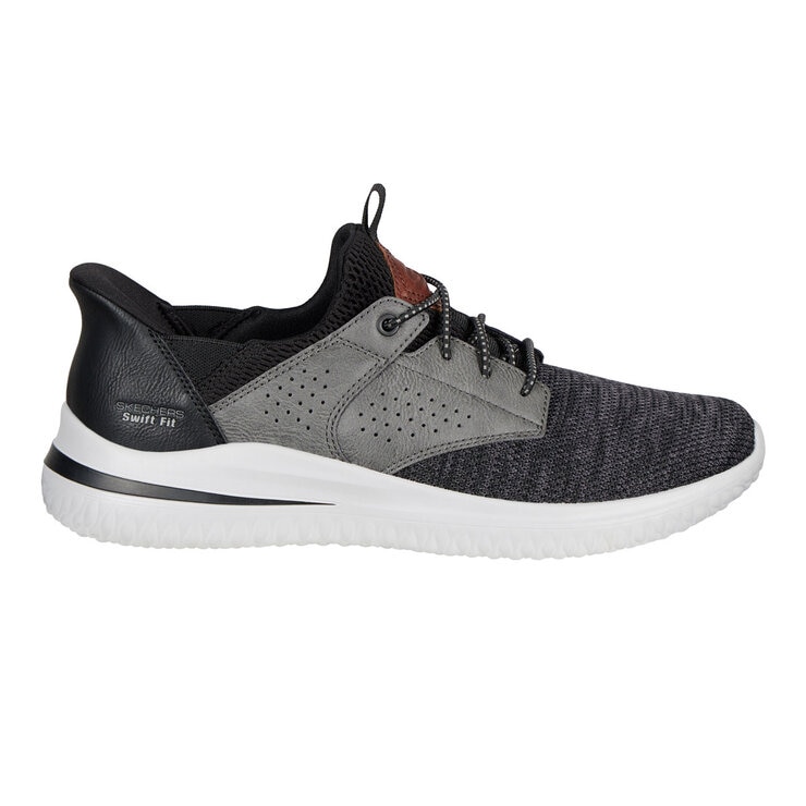 Skechers Men's Swift Fit Delson Trainer in Black, Size 9