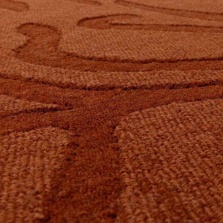 Asiaitc Tigra Rug in burnt orange colour with tiger print pattern Asiaitc Tigra Rug in burnt orange colour with tiger print pattern