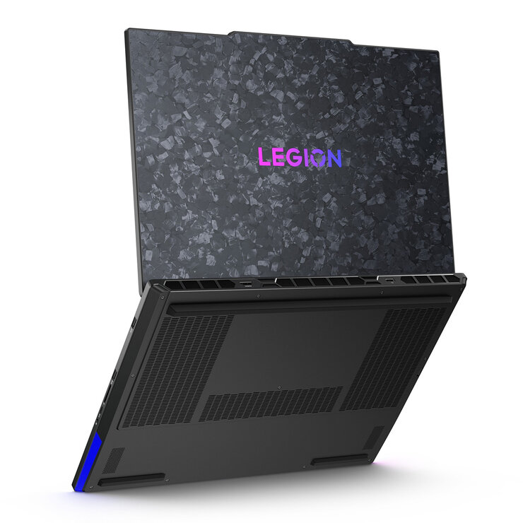 Lenovo Legion9,IntelCore Ultra9,64GB RAM, 2TB SSD,NVIDIA GeForce RTX 5080,18inch Gaming Laptop, 83EY000VUK