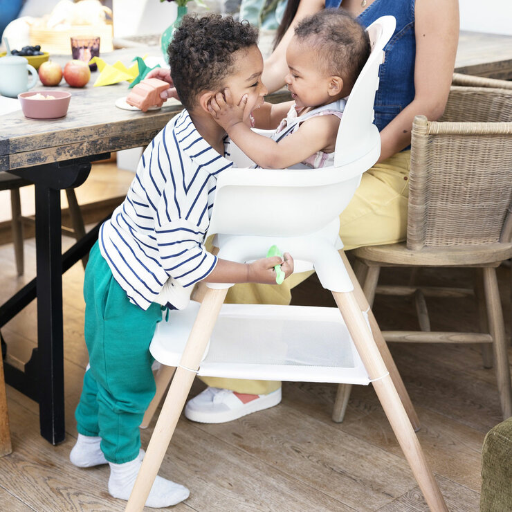 Joie Chestnut™ 9-in-1 Multi-Mode Highchair Joie Chestnut™ 9-in-1 Multi-Mode Highchair
