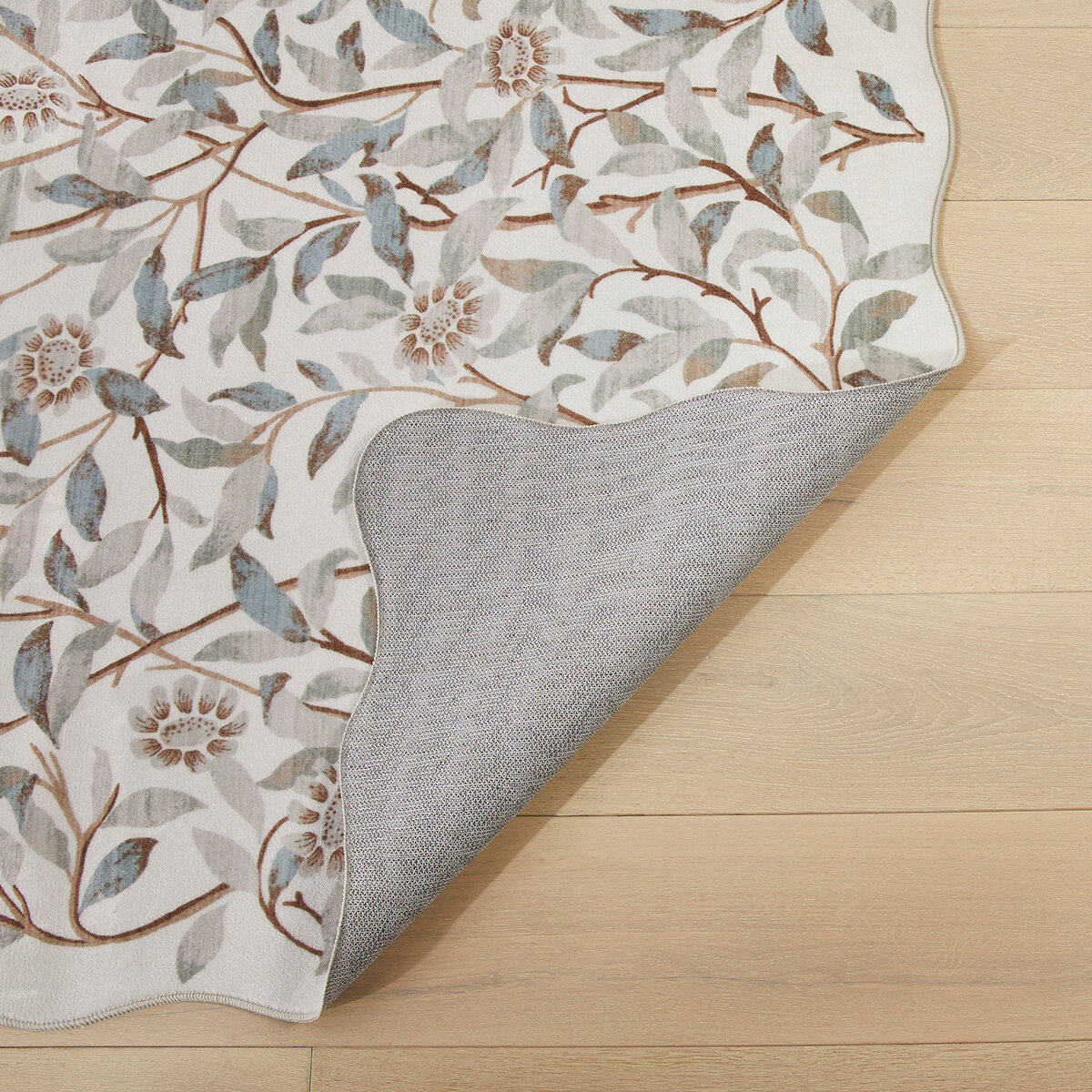Concept Looms Liberty Floral Washable Rug, in 2 Sizes