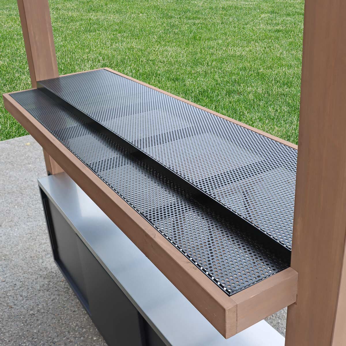 Upper bar counter