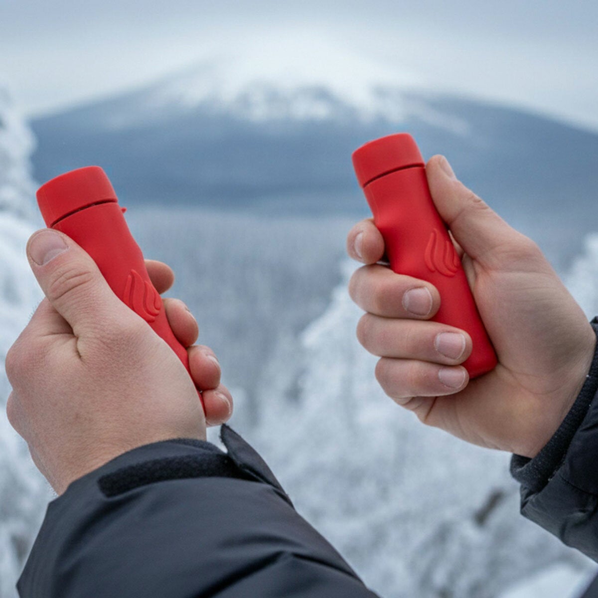 PANTHER VISION POWERPAW 801 2-Pack Rechargeable Hand Warmers PANTHER VISION POWERPAW 801 2-Pack Rechargeable Hand Warmers