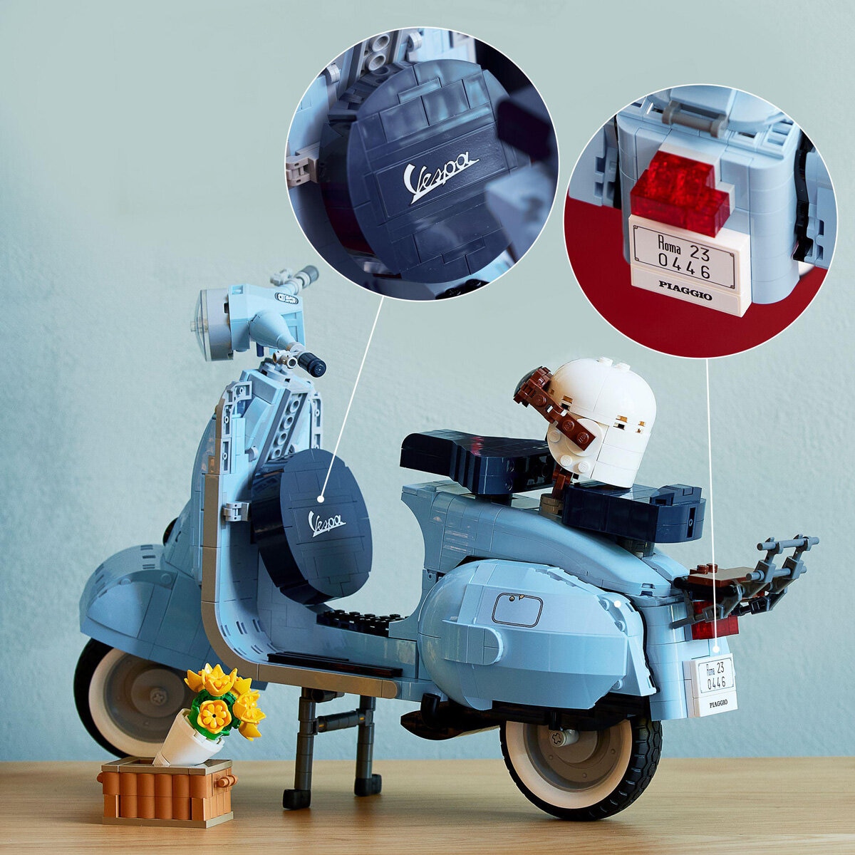 LEGO Creator Expert Vespa 125 Scooter - Model 10298 (18+ Years)