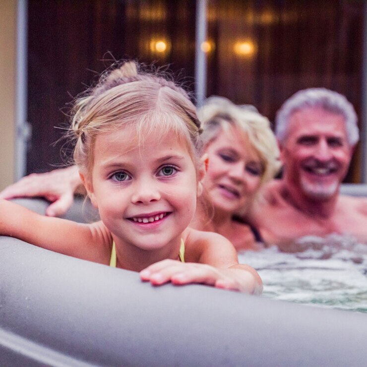 Superior Spa 21Jet Venice Roto Molded 5 Person Hot Tub Delivered and