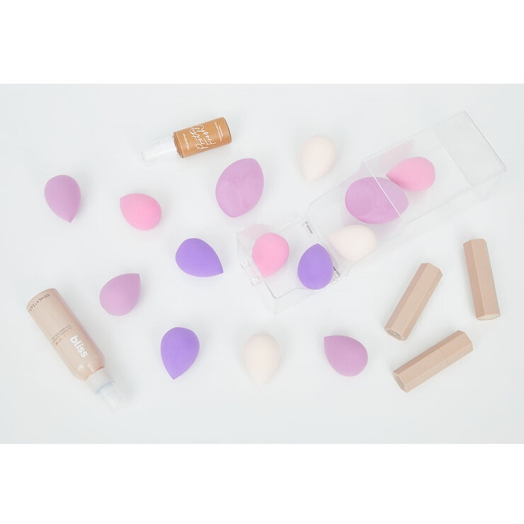 Thinkspace Beauty 14 Piece Beauty Sponge Set in Liliac Thinkspace Beauty 14 Piece Beauty Sponge Set in Liliac