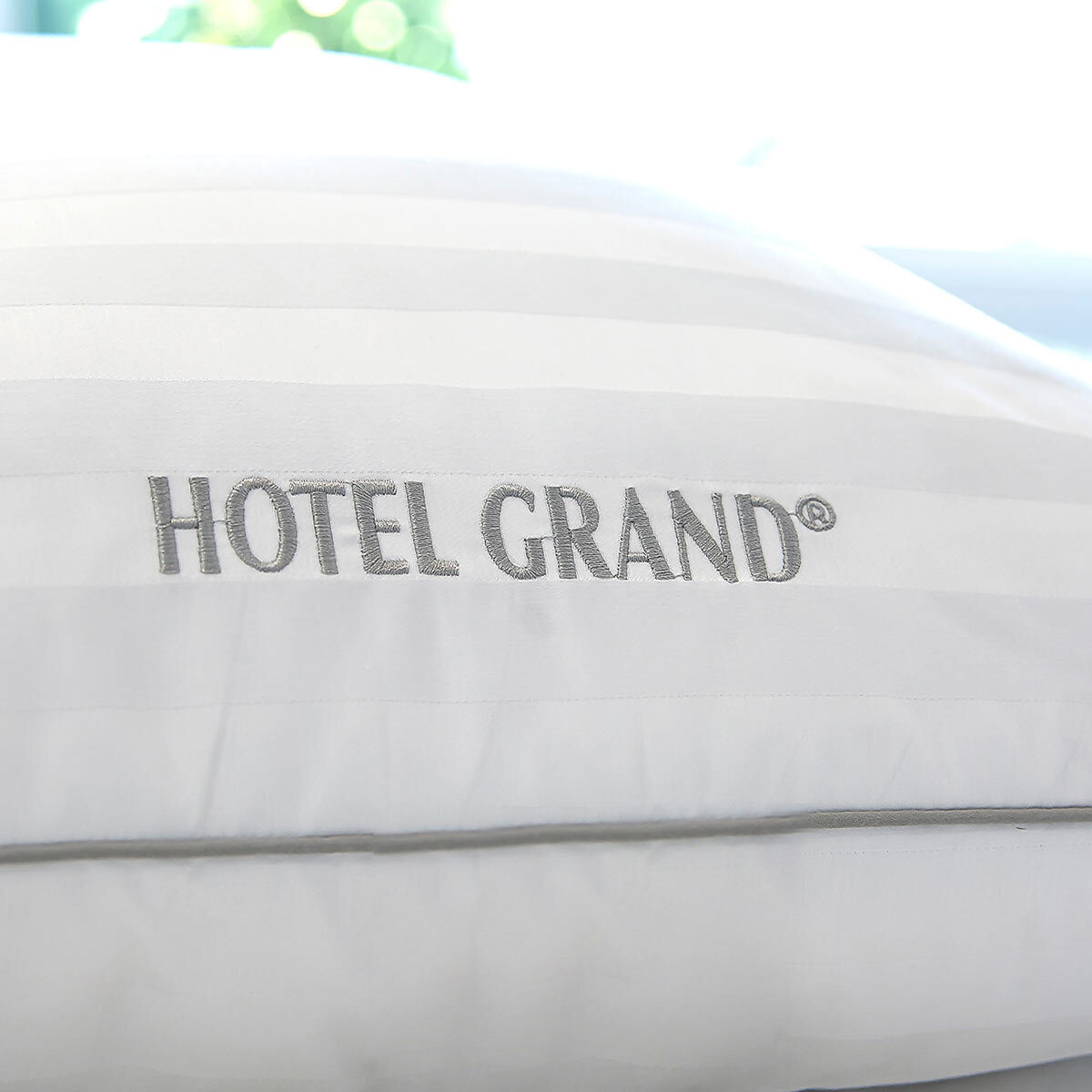 Hotel grand pillow costco outlet