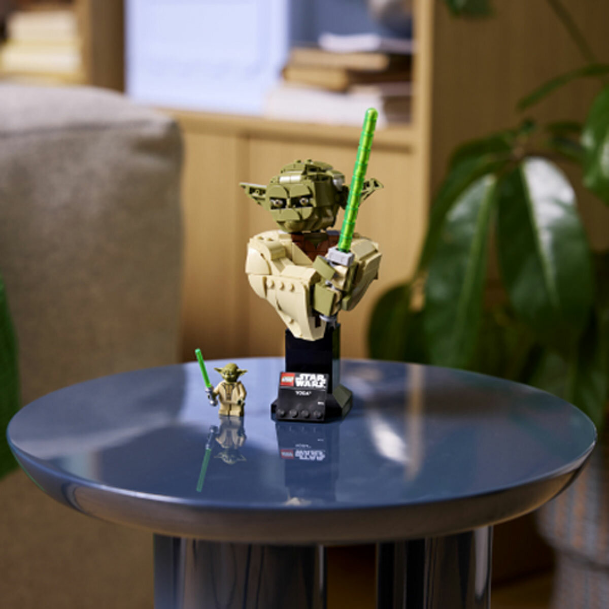 LEGO Star Wars™ Yoda™ Bust - Model 75438 (18+ Years)