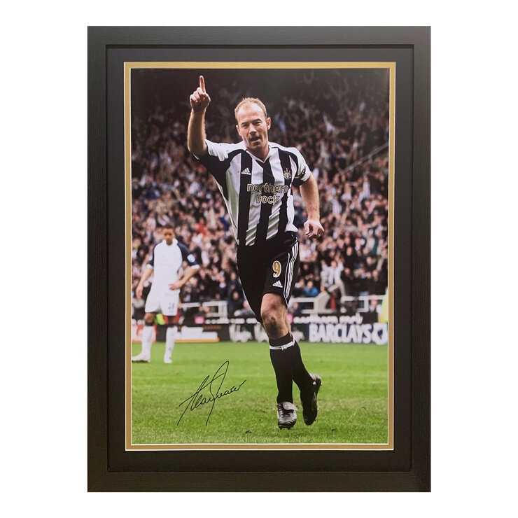 Alan Shearer Signed Framed Newcastle United Photograph Alan Shearer Signed Framed Newcastle United Photograph