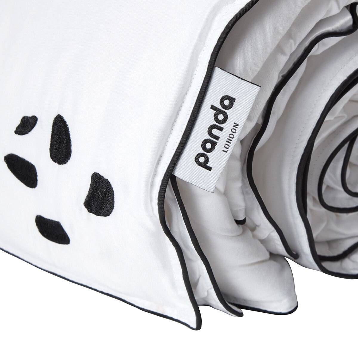 Panda The Cloud Bamboo 4.5 Tog Summer Duvet in 4 sizes