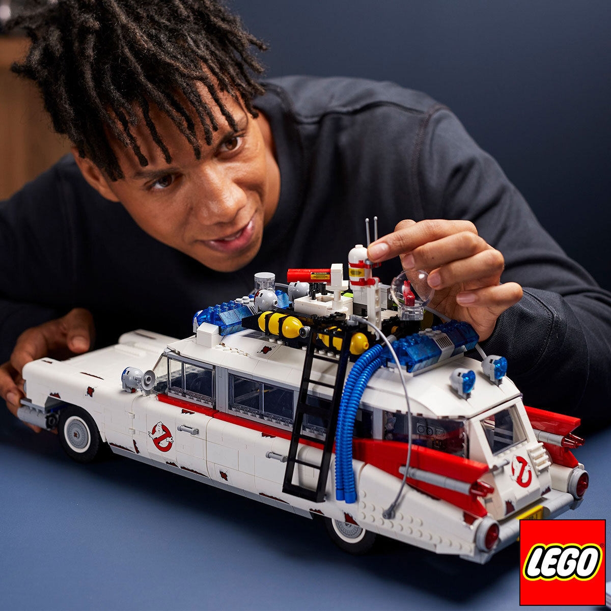 Buy LEGO Creator Expert Ghostbusters ECTO-1 Set 10274 Lifestyle Image at Costco.co.uk