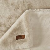 FRYE Luxe Faux Fur Throw in Beige, 152 x 177 cm