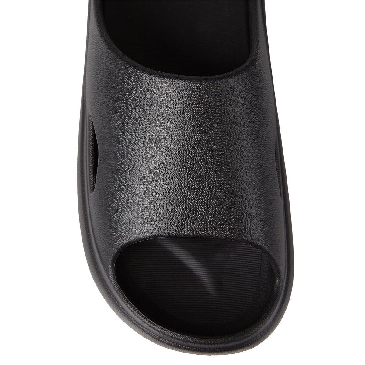 32 Degrees Unisex Cushion Slides in Black 32 Degrees Unisex Cushion Slides in Black